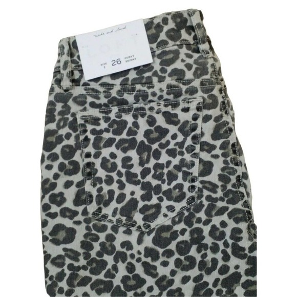 LOFT~Woman Size 2/26~Gray Animal Leopard Print Curvy Skinny Jeans Pants NWT. - Picture 5 of 12